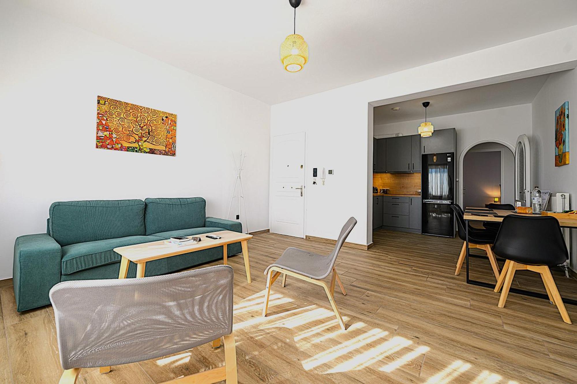Alexander Apartments Airport Spáta Eksteriør billede